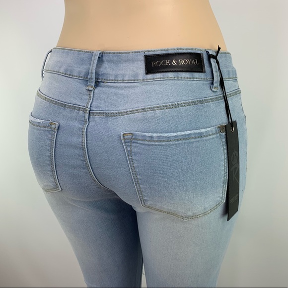 Rock & Royal light wash distressed jeans size 5 - Picture 4 of 6